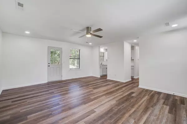 Summerville, SC 29485,114 Langley Dr #A
