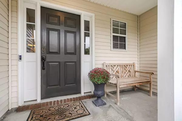 Mount Pleasant, SC 29466,1516 Clarendon Way