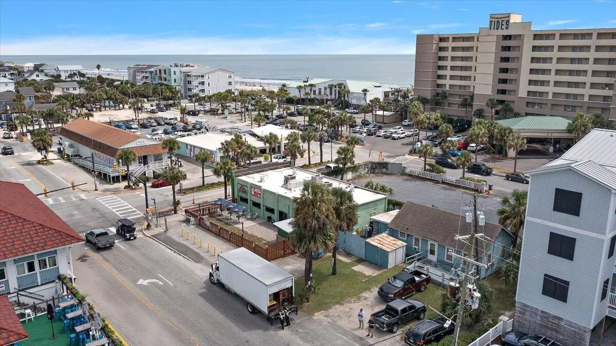 Folly Beach, SC 29439,9 Center St