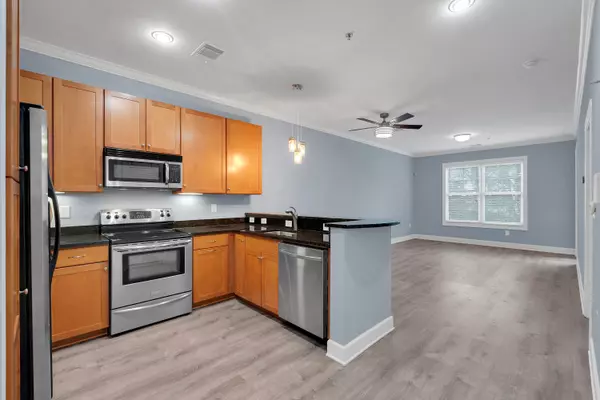 Spartanburg, SC 29306,155 E Broad Street #306