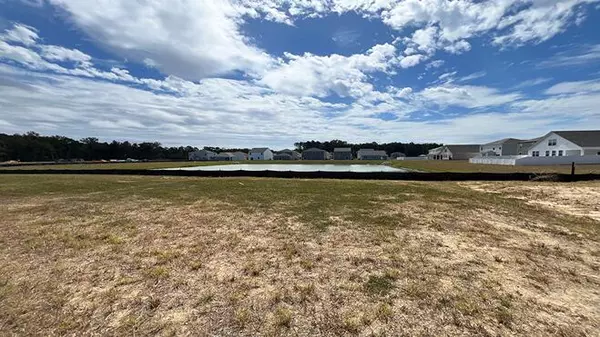 221 Yarrow Way, Moncks Corner, SC 29461