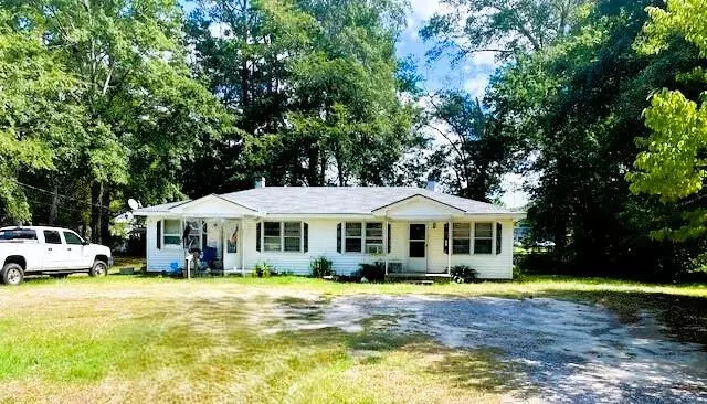 425 Smoak St, Bamberg, SC 29003
