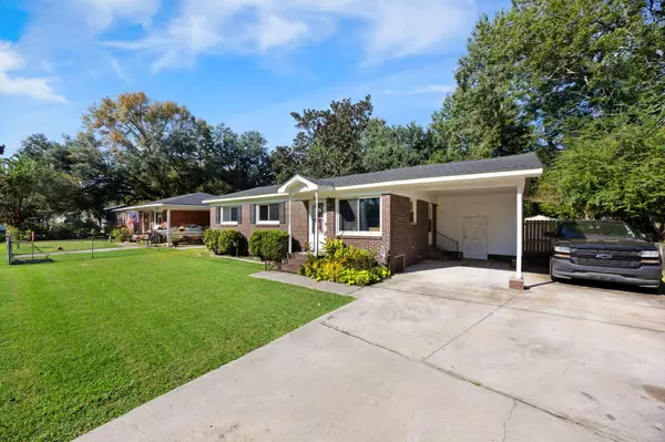 Goose Creek, SC 29445,423 Jean Wells Dr