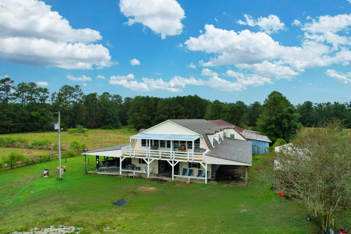 Ridgeville, SC 29472,274 Campbell Rd