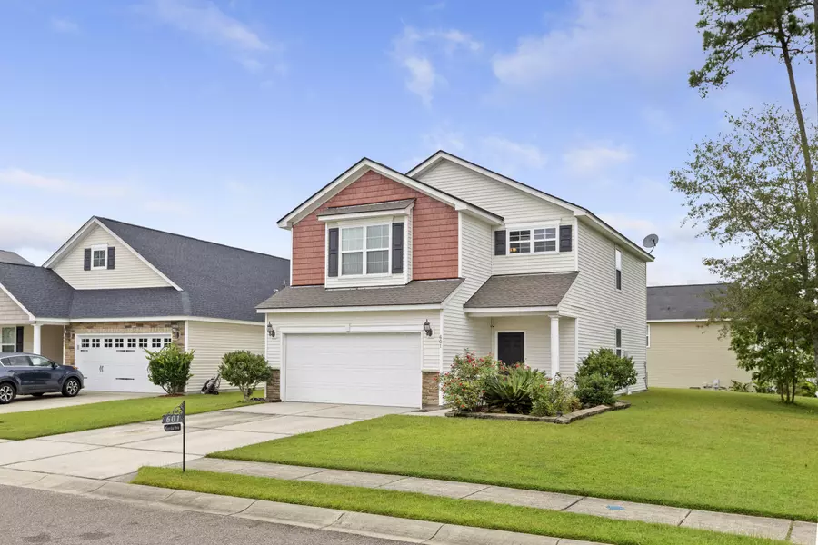 601 Watershed Dr, Goose Creek, SC 29445