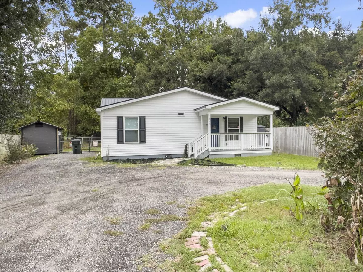 Moncks Corner, SC 29461,201 Cooper St