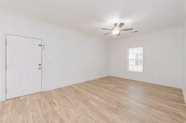 Charleston, SC 29414,4003 Radcliffe Dr #B-5