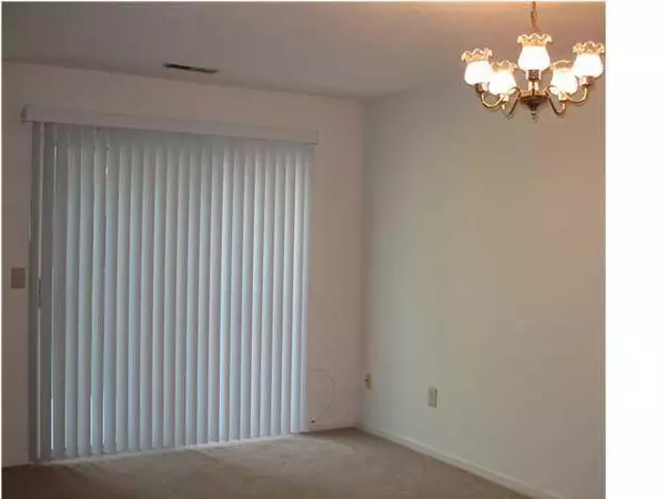 North Charleston, SC 29418,4749 Linfield Ln