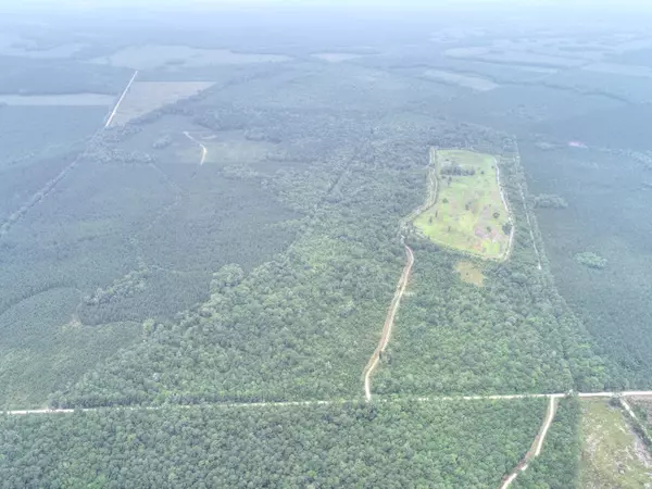 Pinopolis, SC 29469,909 Getaway Ln