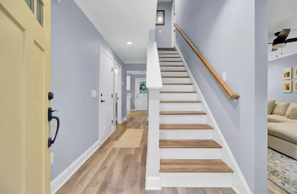 Hollywood, SC 29449,5717 Chaplins Landing Rd