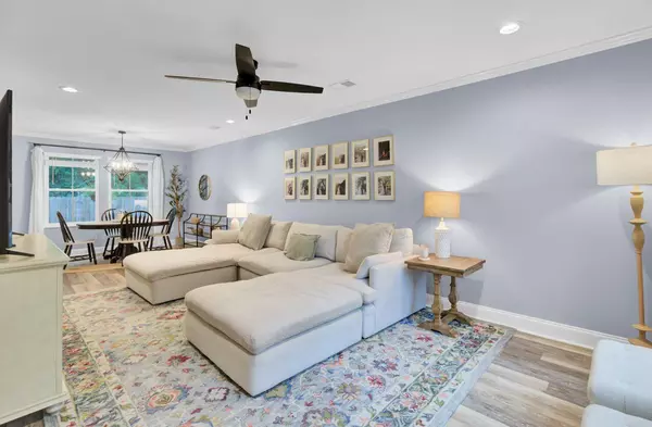 Hollywood, SC 29449,5717 Chaplins Landing Rd