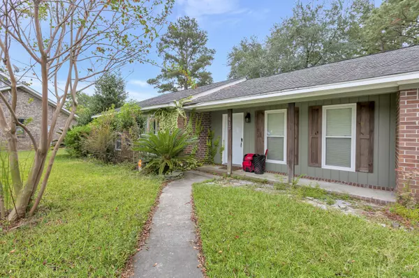 Goose Creek, SC 29445,412 Fox Hunt Rd