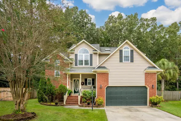 102 Winding Rock Rd, Goose Creek, SC 29445
