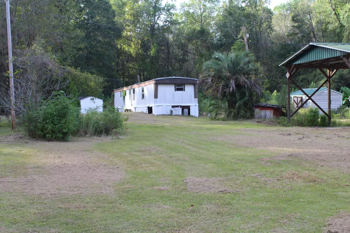 Elloree, SC 29047,338 Browning Rd