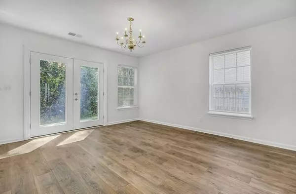 Summerville, SC 29485,9126 Maple Grove Dr