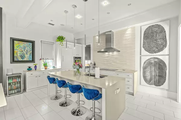 Mount Pleasant, SC 29464,105 May Ln