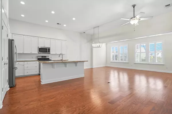 Summerville, SC 29483,5025 Song Sparrow Way