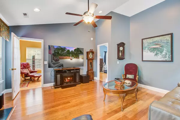 Summerville, SC 29485,102 Wyndham Dr