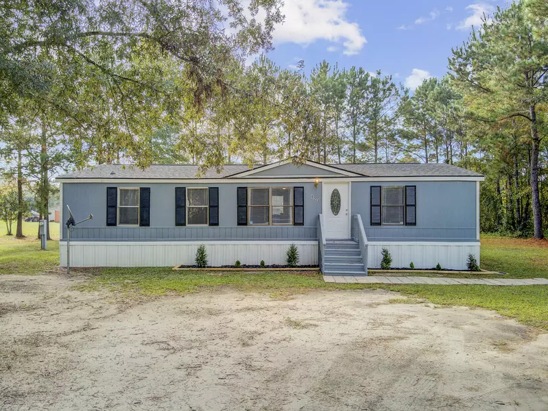 423 Broomford Hill Ln, Saint Stephen, SC 29479
