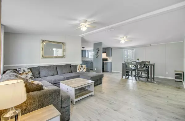 Saint Stephen, SC 29479,423 Broomford Hill Ln