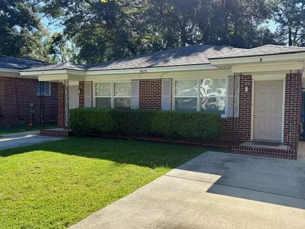 Charleston, SC 29407,1409 River Front Dr #B