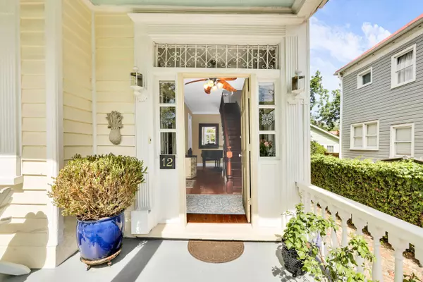 Charleston, SC 29403,12 John St
