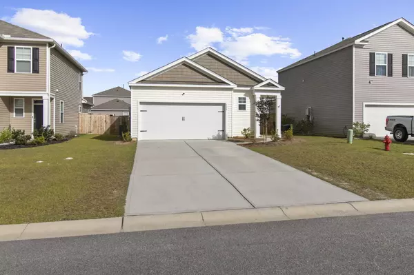 Summerville, SC 29486,320 Bear Paw Ln