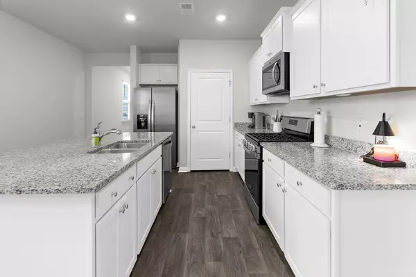 Summerville, SC 29486,320 Bear Paw Ln