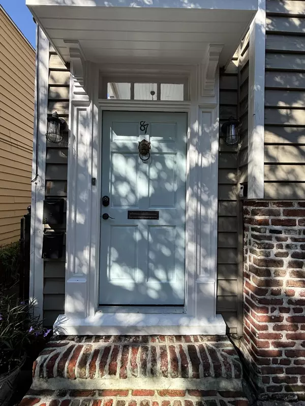 Charleston, SC 29403,87 America St #A