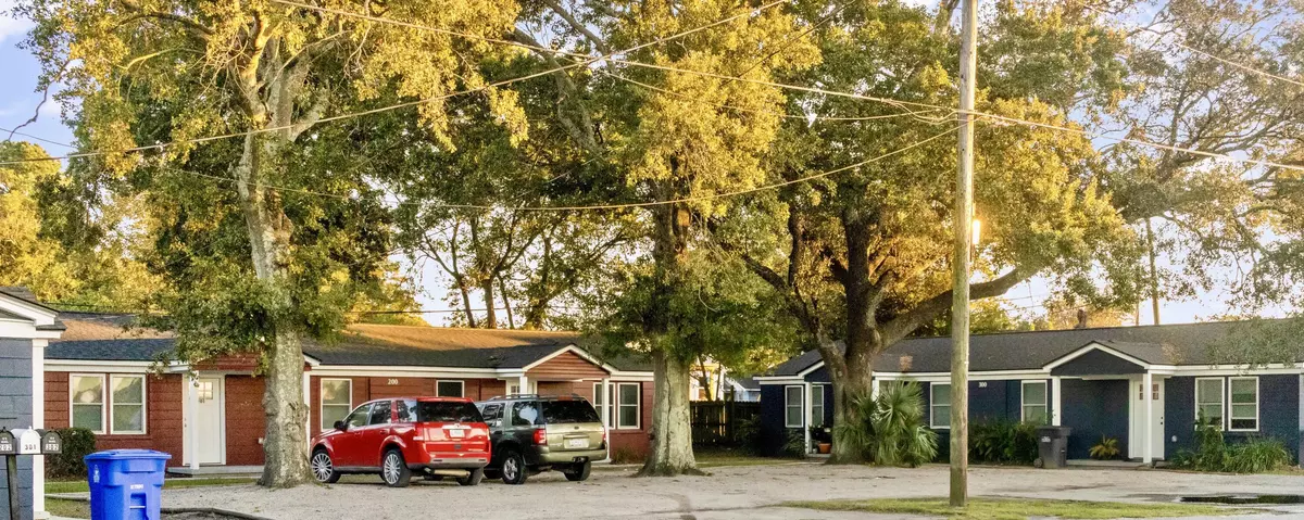 North Charleston, SC 29405,2023 Clements Ave