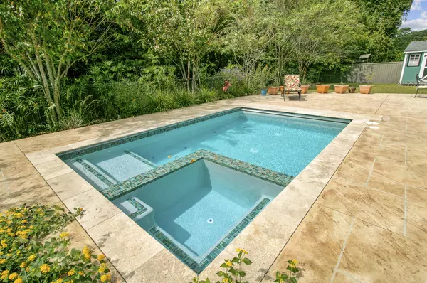 746 Goodlet Cir, Charleston, SC 29412