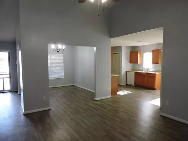 Summerville, SC 29483,205 Barnwell St