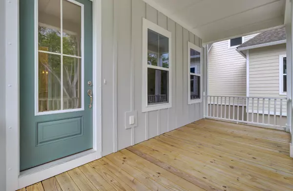 Johns Island, SC 29455,617 Du Bois Dr