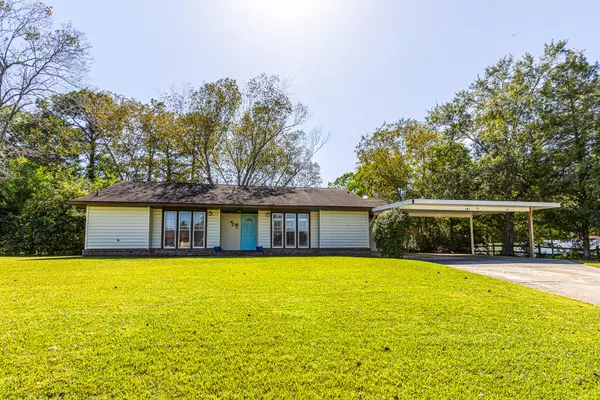 Summerville, SC 29486,107 Wade Ct