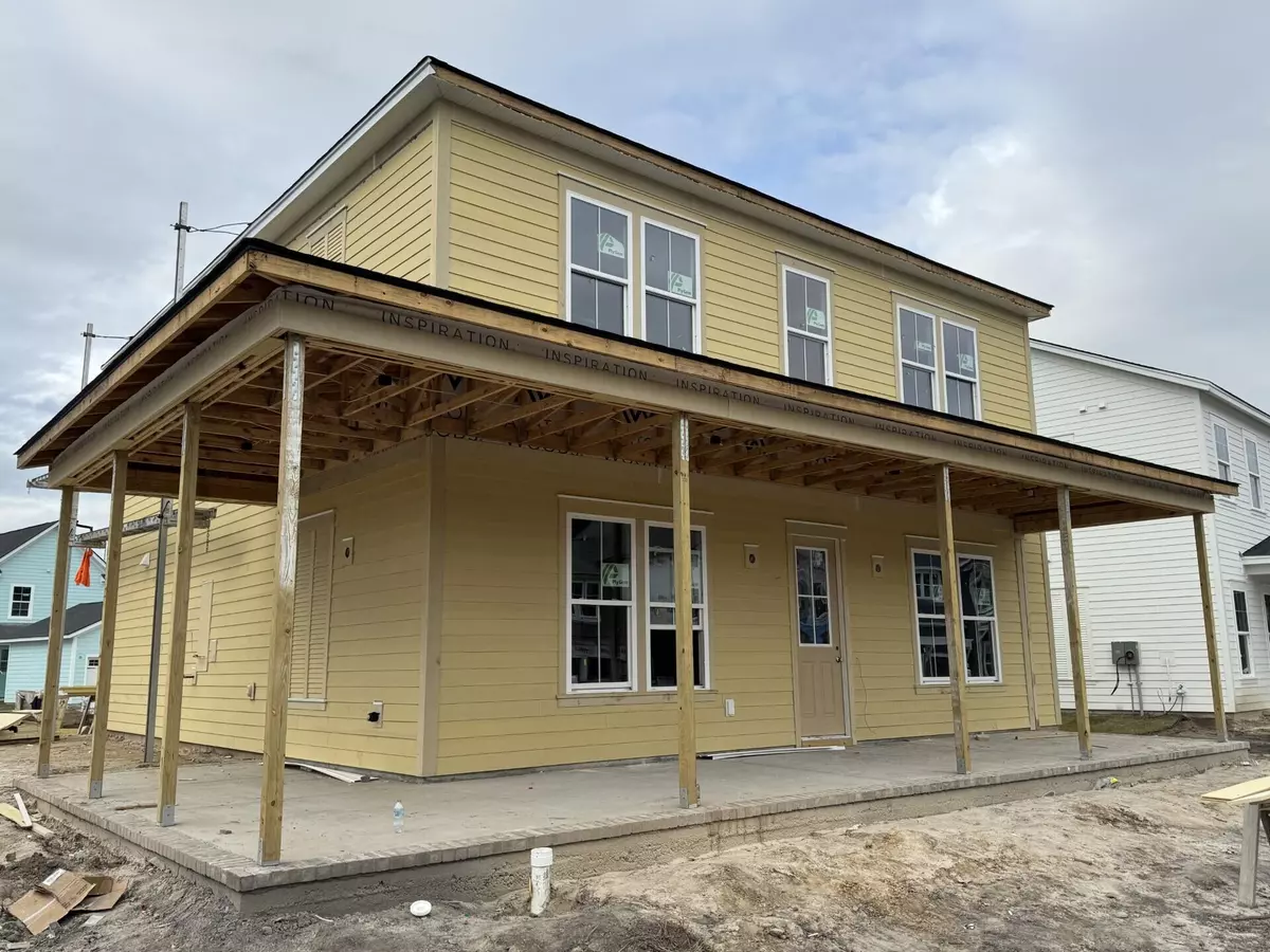 Summerville, SC 29486,633 June Berry Dr