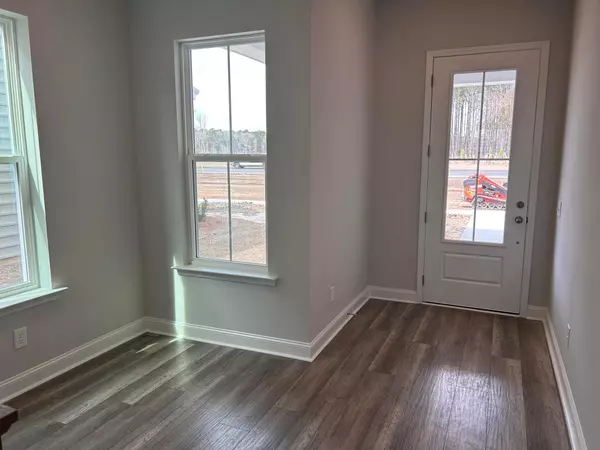 Summerville, SC 29485,894 Clay Field Trail