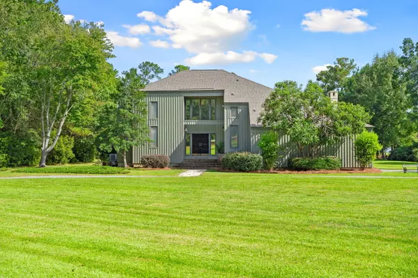 1554 Pinopolis Rd, Moncks Corner, SC 29461