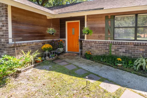 Charleston, SC 29412,1815 Walsingham Way