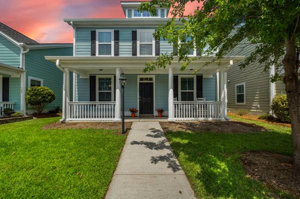 104 Crossandra Ave, Summerville, SC 29483