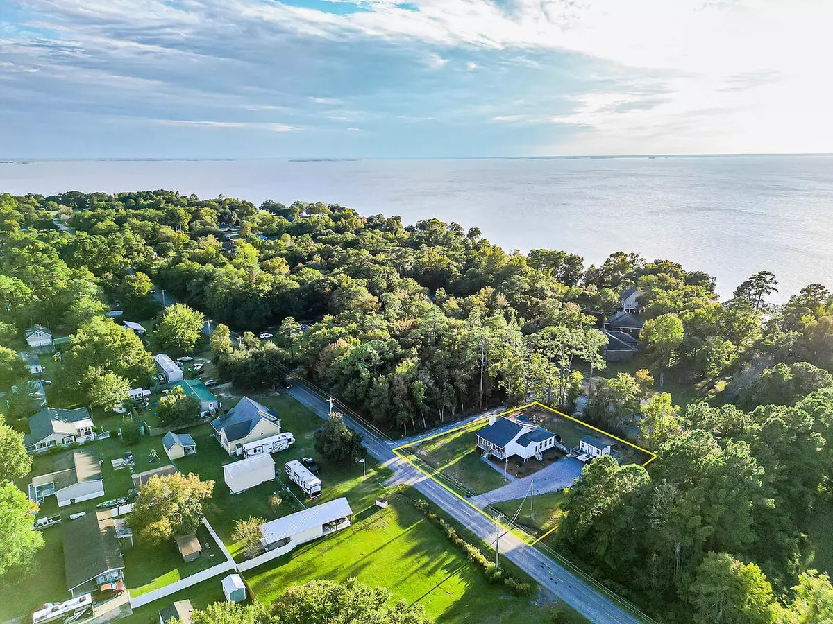 Bonneau, SC 29431,505 Butter Rd