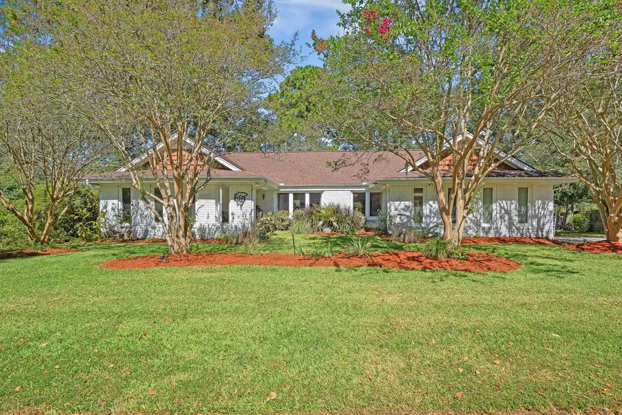 1522 N Pinebark Ln, Charleston, SC 29407