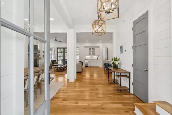 Mount Pleasant, SC 29464,101 Ellis St