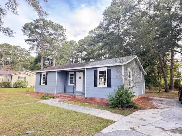 104 Dean St, Walterboro, SC 29488