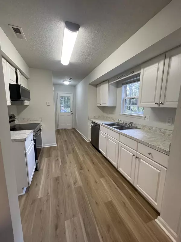 Orangeburg, SC 29118,141 Lakewood Dr