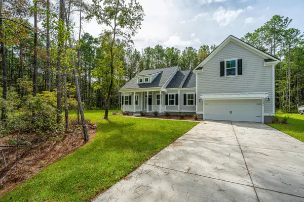 3011 Sweetwater Ln, Awendaw, SC 29429