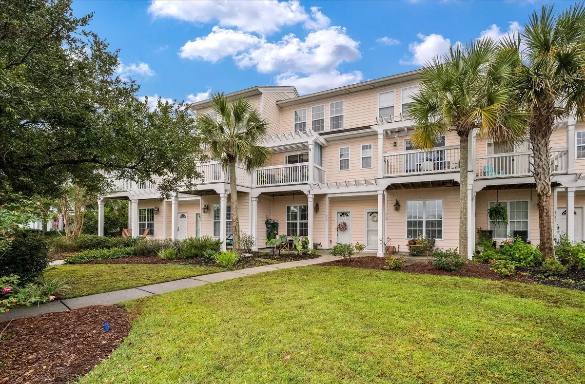 Johns Island, SC 29455,1735 Brittlebush Ln