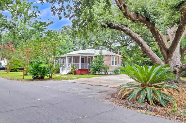 Charleston, SC 29407,1720 Wappoo Dr