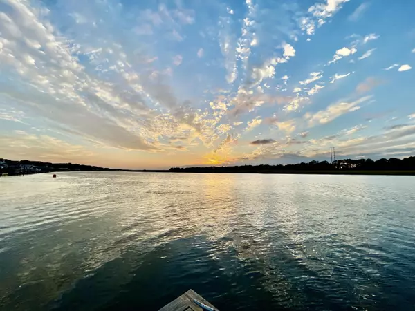 Isle Of Palms, SC 29451,1203 Oak Harbor Blvd