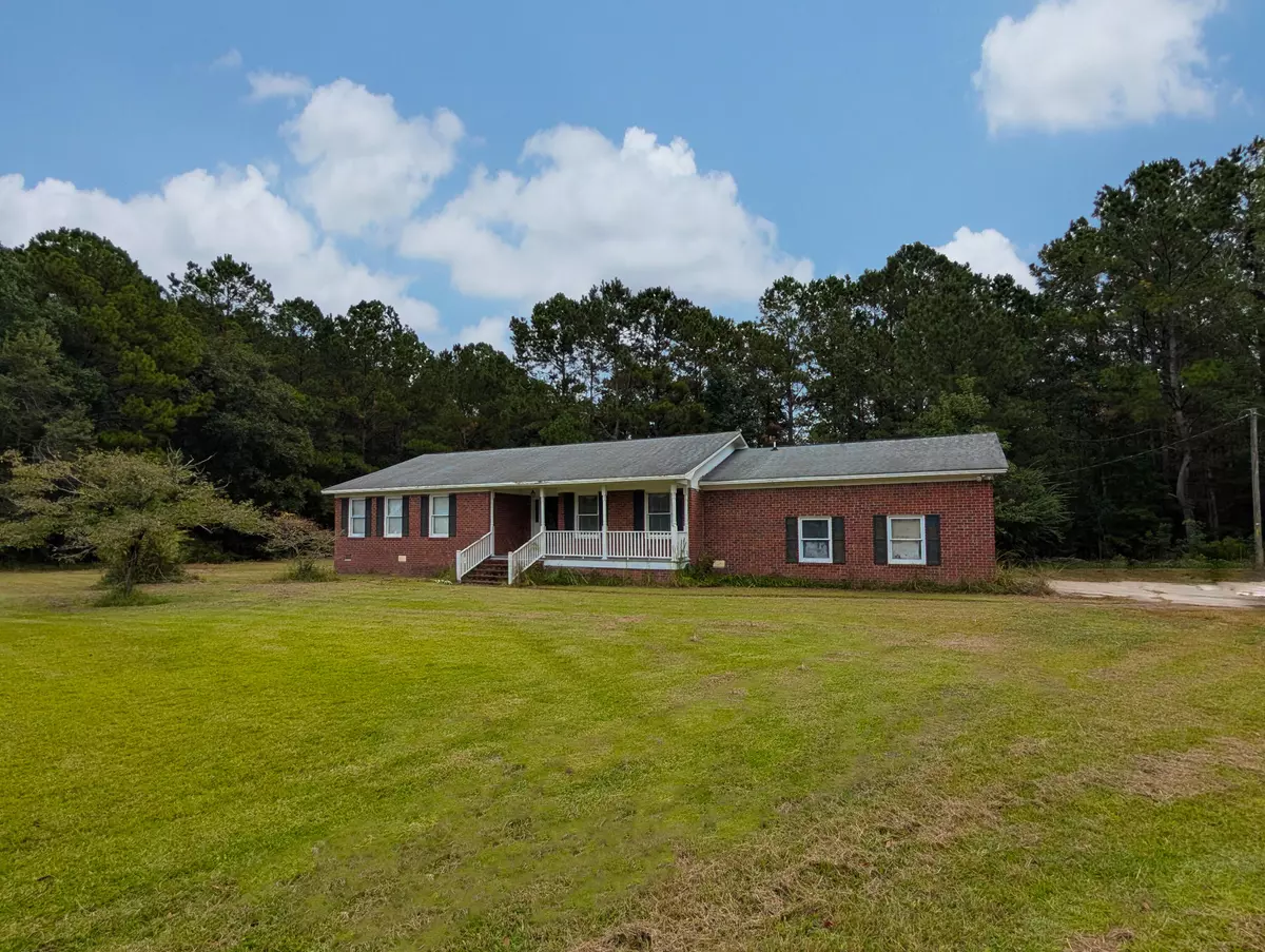 Awendaw, SC 29429,6509 N Highway 17