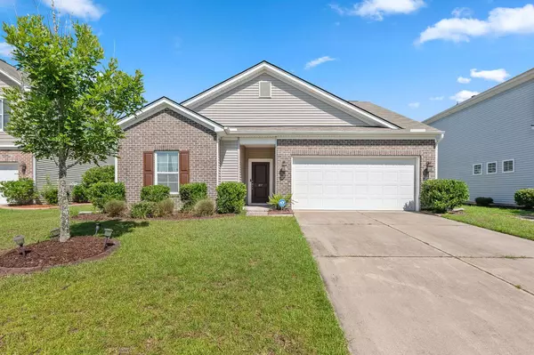 617 Zinnia Dr, Goose Creek, SC 29445